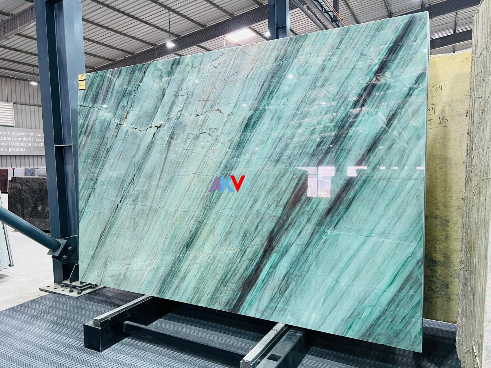 Zenith Green Quartzite - Brazilian Quartzite — photo 3