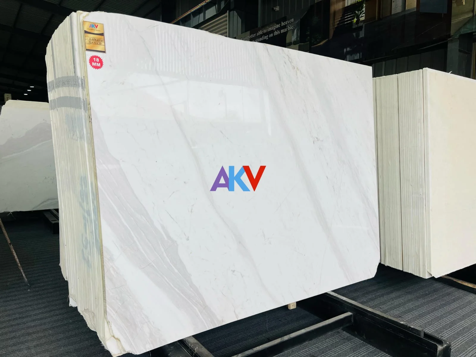 White Volakas Marble — photo 3